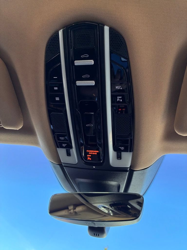 Used 2020 Porsche Panamera 4S AWD/4WD image 47