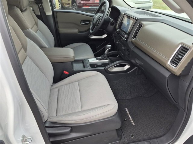 Used 2023 Nissan Frontier SV w/ Technology Package image 10