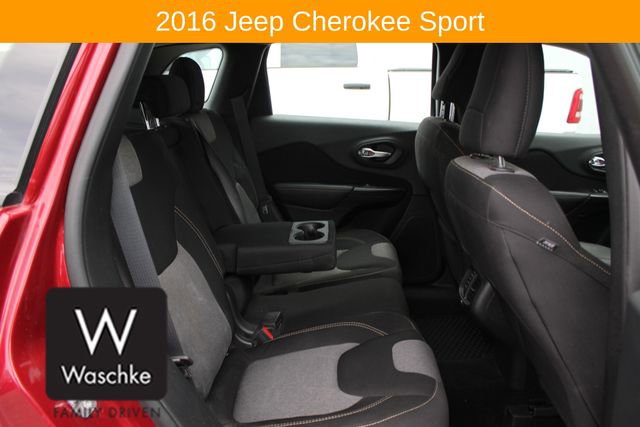 Used 2016 Jeep Cherokee Sport w/ Cold Weather Group image 24