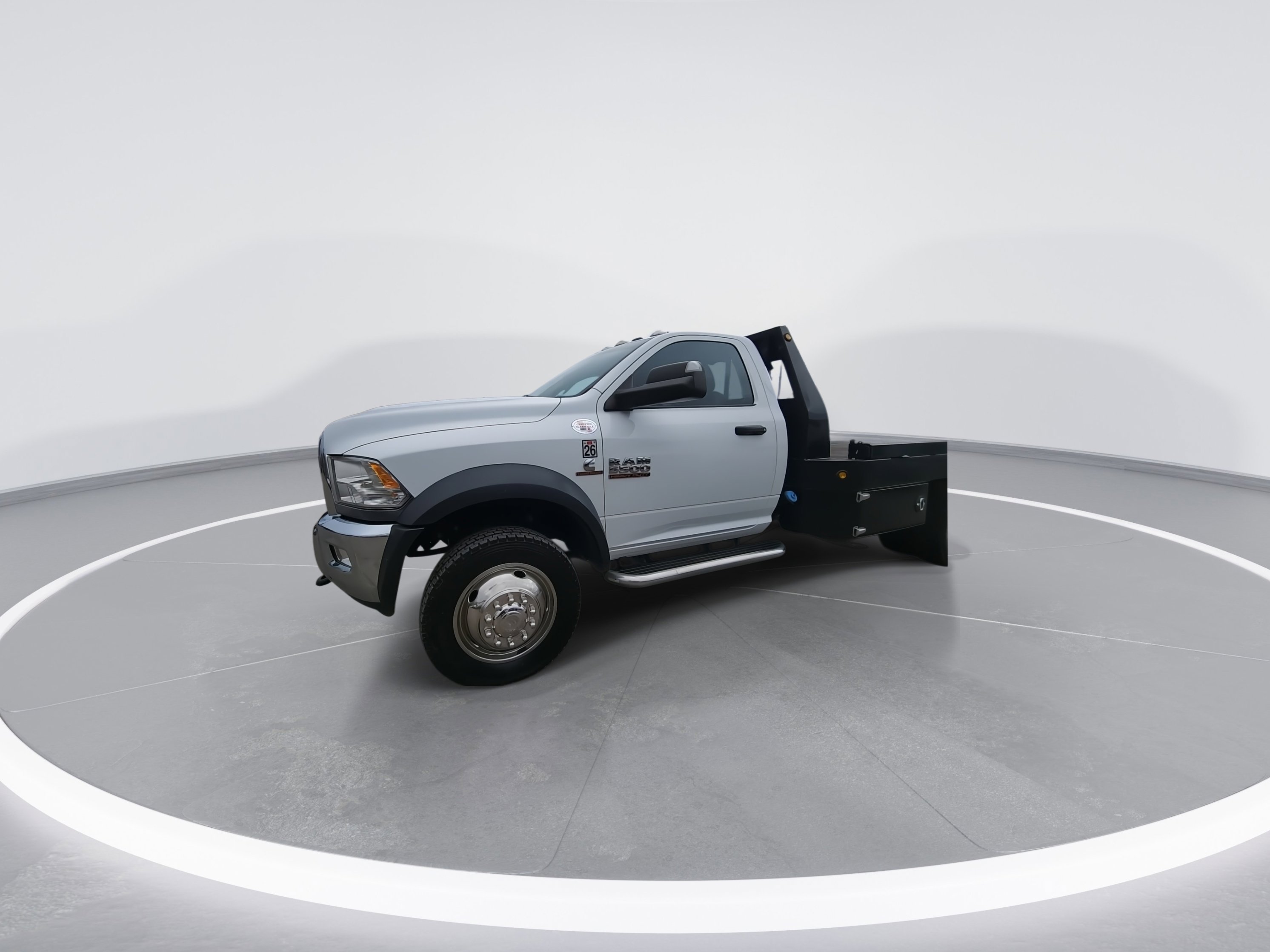 Used 2018 RAM 5500 Tradesman w/ Power & Remote Entry Group image 4