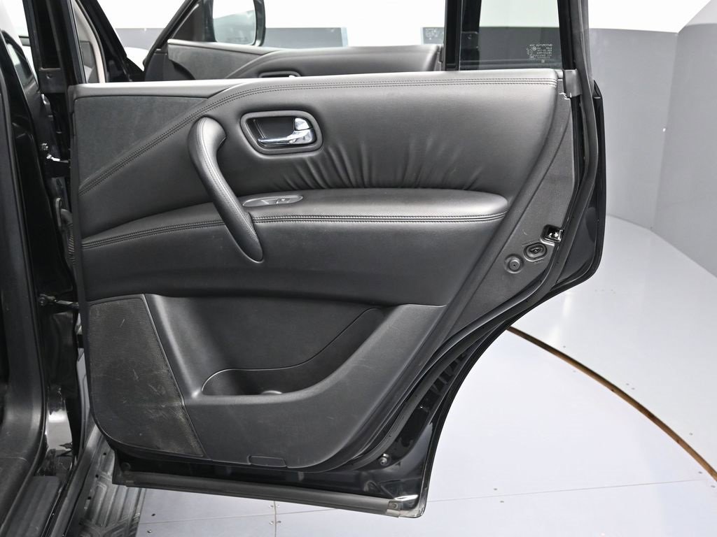 Used 2023 Nissan Armada SV image 37