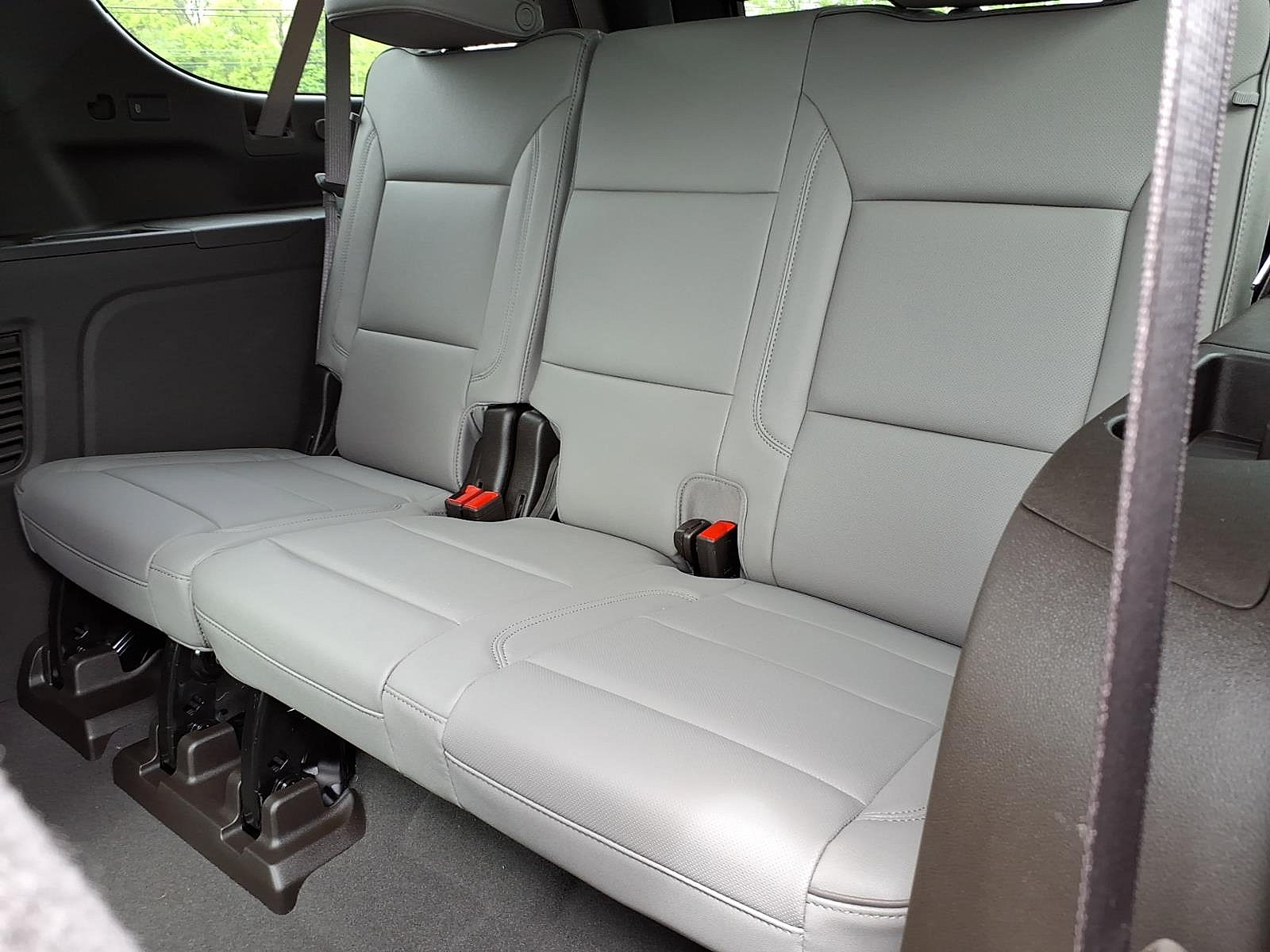 New 2026 GMC Yukon XL Elevation w/ Elevation Premium Package AWD/4WD image 12