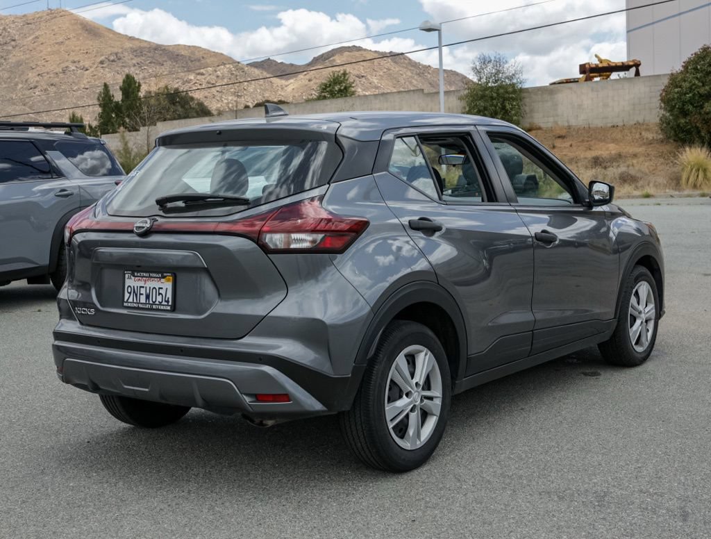 Used 2024 Nissan Kicks S FWD image 4