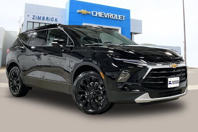 New 2026 Chevrolet Blazer LT w/ Sound & Technology Package AWD/4WD image 1