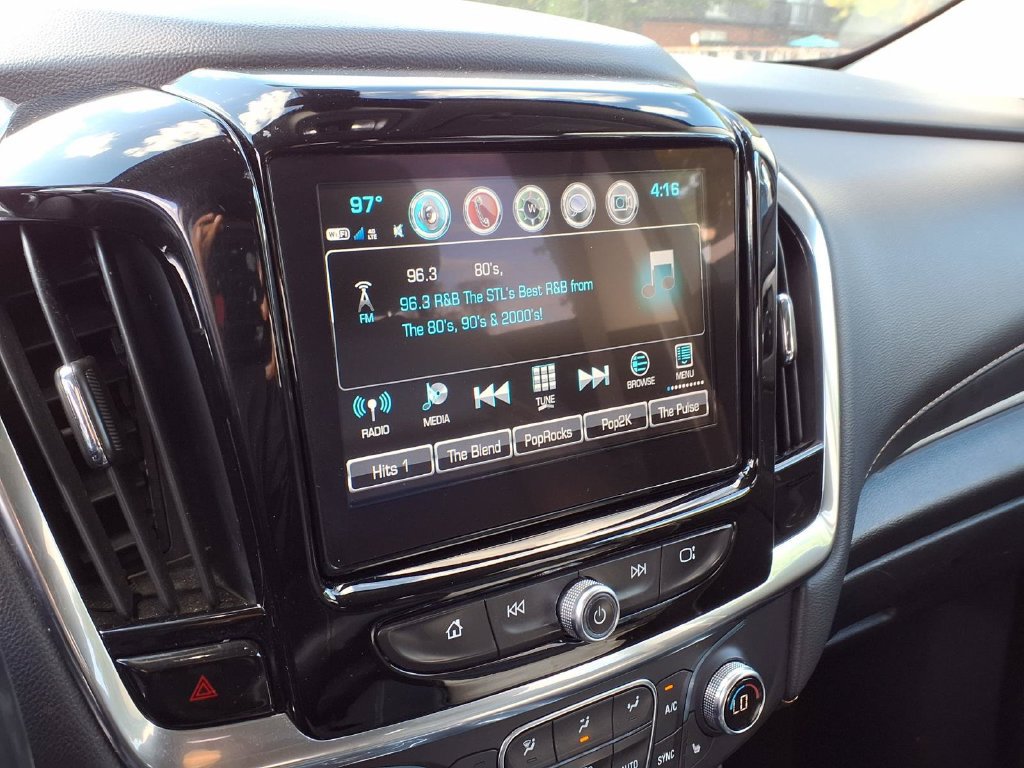 Used 2019 Chevrolet Traverse LT w/ LT Premium Package FWD image 11