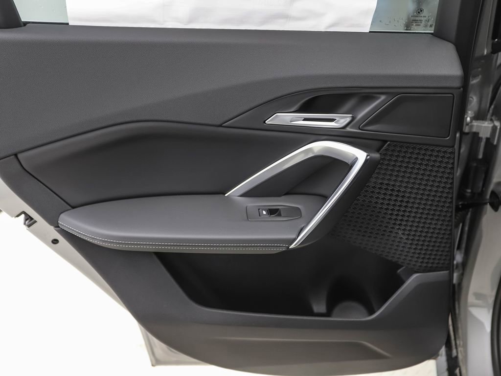 Certified 2025 BMW X1 xDrive28i w/ Convenience Package image 17