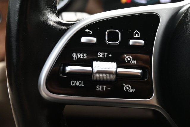Used 2022 Mercedes-Benz CLA 250 4MATIC image 20