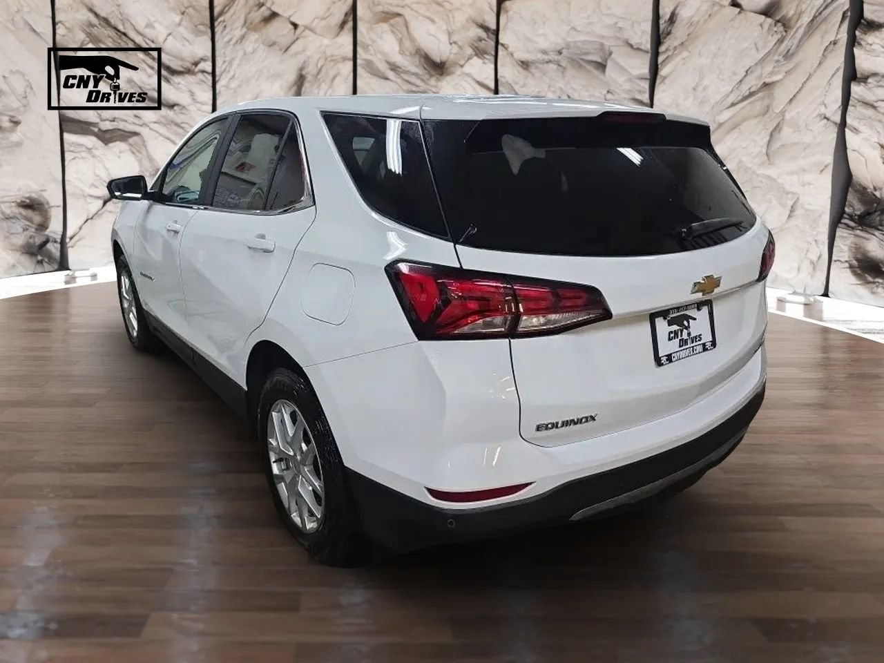 Used 2022 Chevrolet Equinox LT AWD/4WD image 7