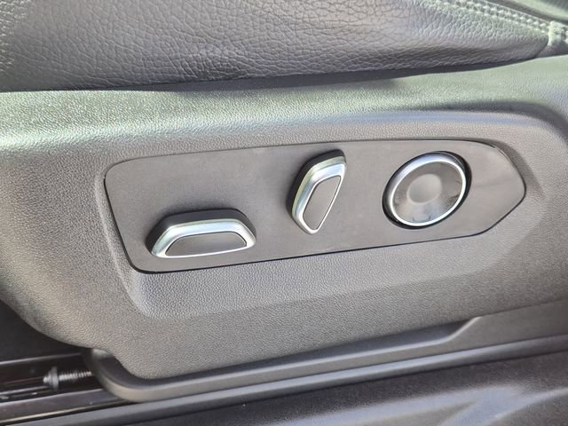 Used 2021 GMC Yukon XL Denali w/ Advanced Technology Package image 19