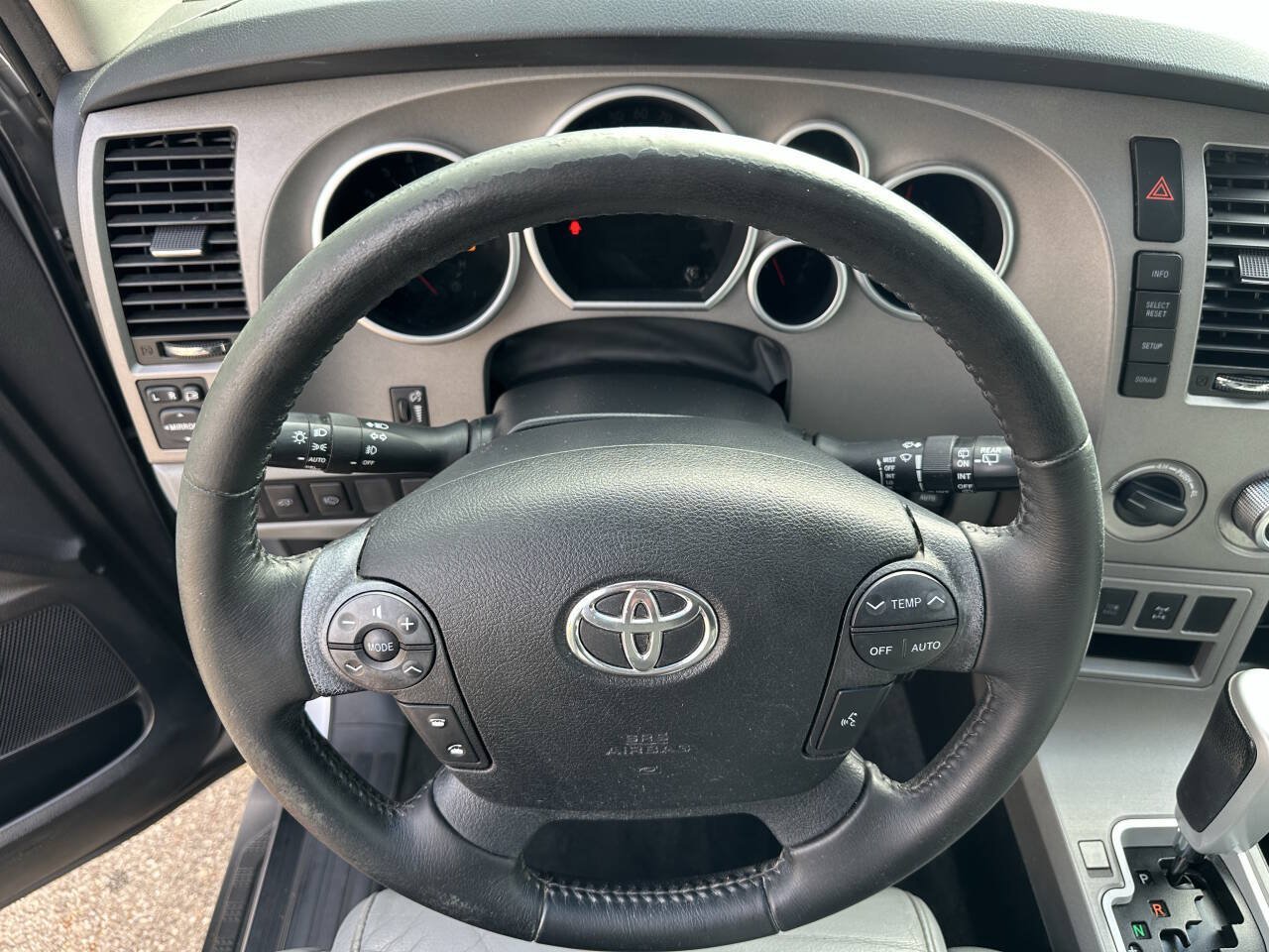 Used 2013 Toyota Sequoia Limited AWD/4WD image 13