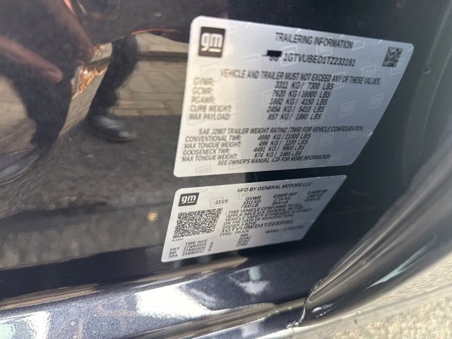 New 2026 GMC Sierra 1500 SLE w/ Preferred Package image 9