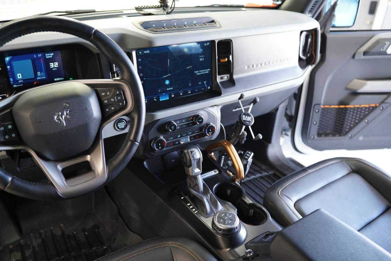 Used 2022 Ford Bronco Badlands w/ Sasquatch Package image 17