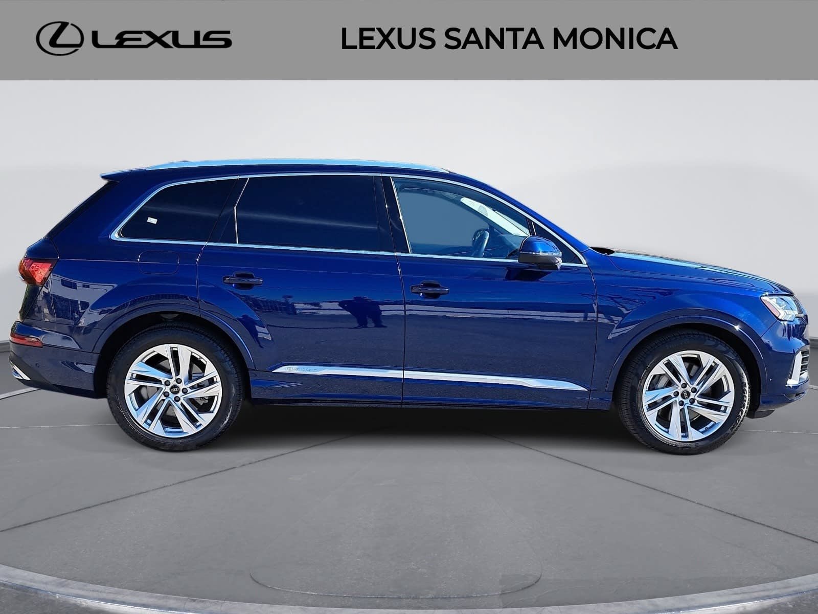 Used 2024 Audi Q7 3.0T Prestige AWD/4WD image 4