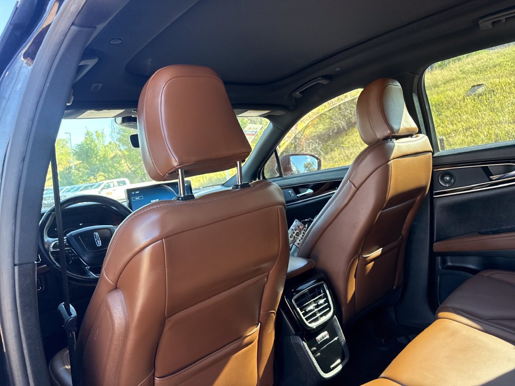 Certified 2022 Lincoln Nautilus Reserve w/ Luxury Package AWD/4WD image 24