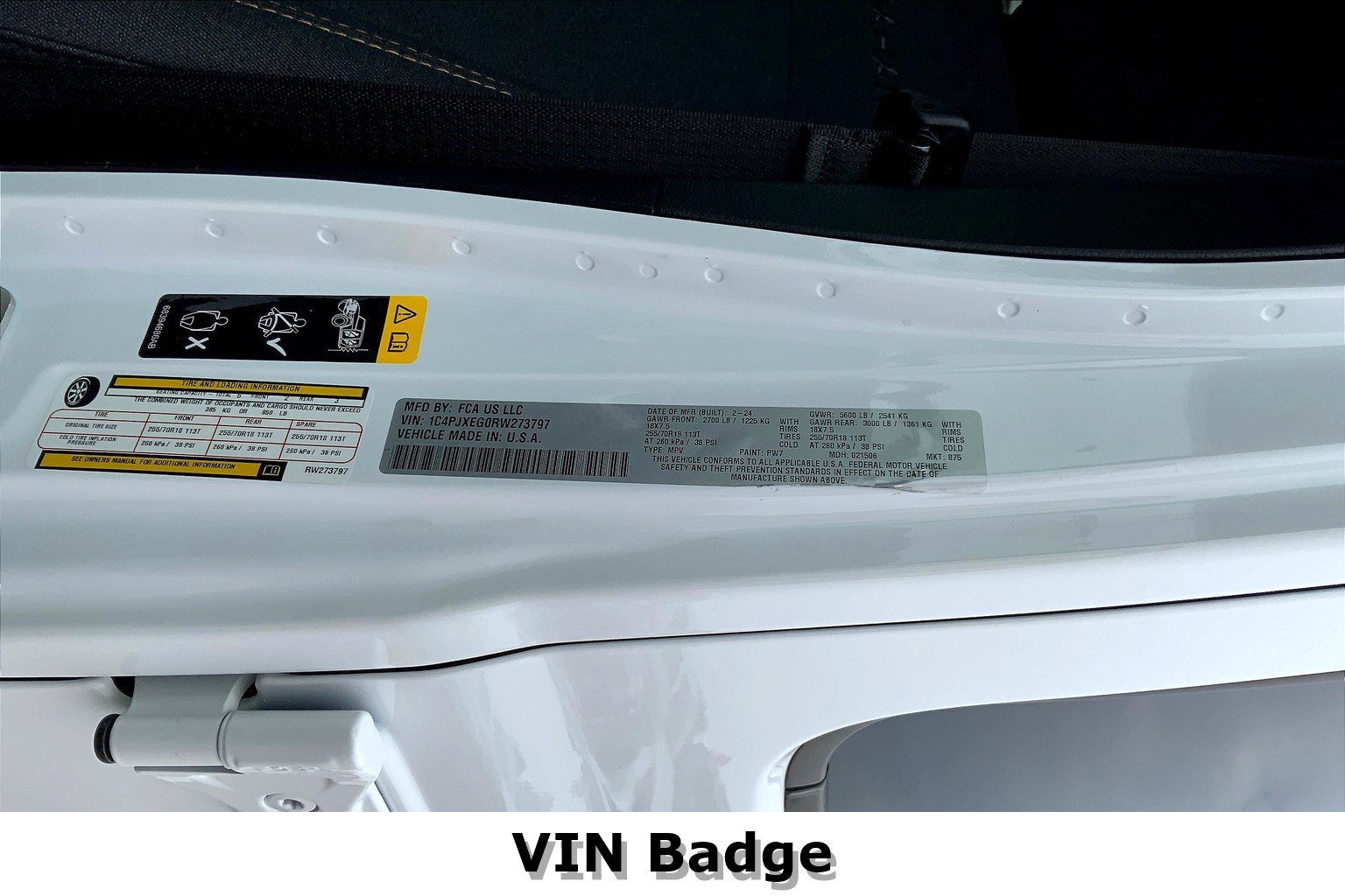 Used 2024 Jeep Wrangler Sahara image 34