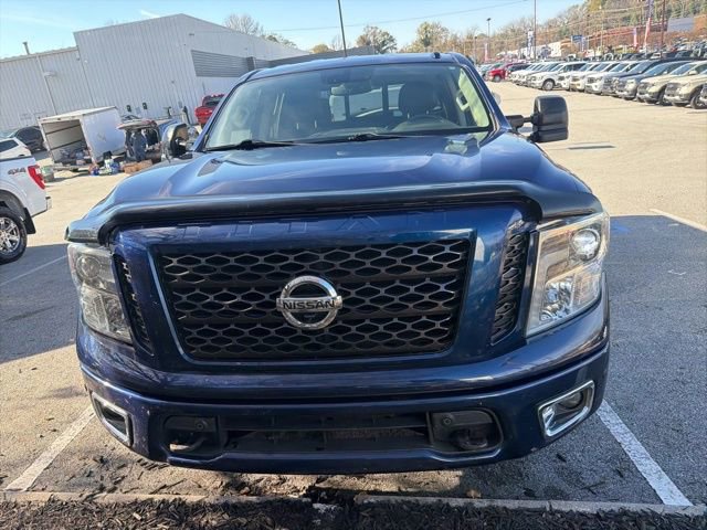Used 2017 Nissan Titan PRO-4X w/ Pro-4x Convenience Package image 2