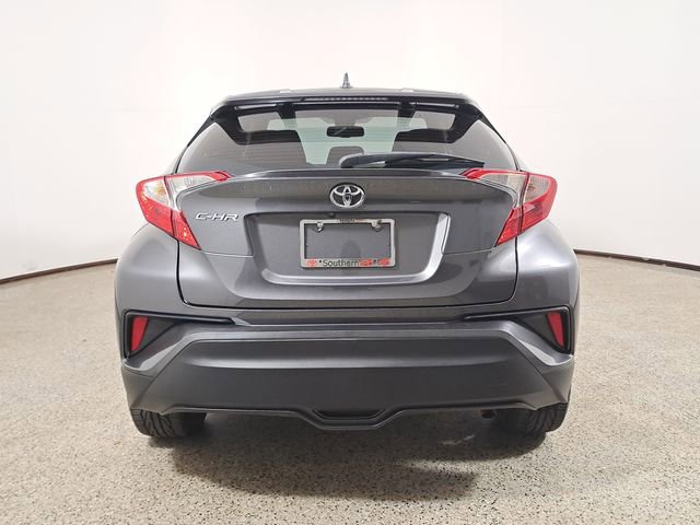 Used 2018 Toyota C-HR XLE image 6