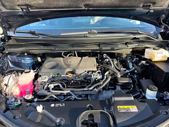 Used 2022 Toyota Sienna XSE image 28