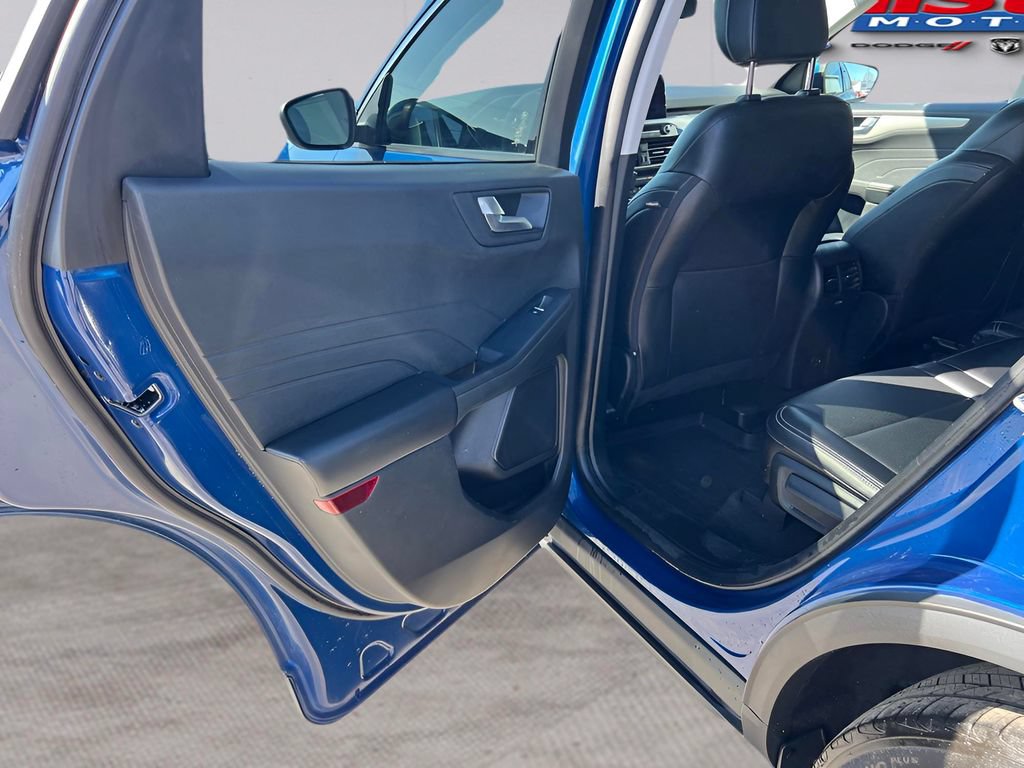 Used 2022 Ford Escape SEL AWD/4WD image 12