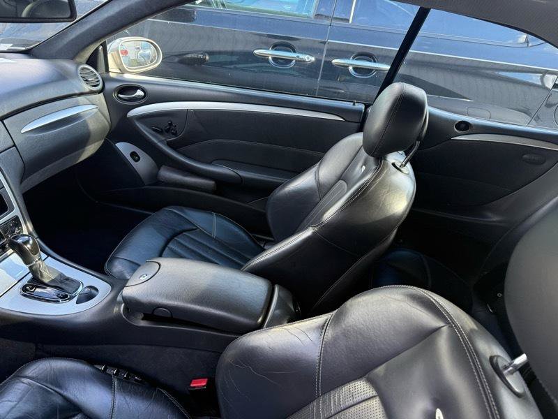 Used 2004 Mercedes-Benz CLK 55 AMG Cabriolet image 15