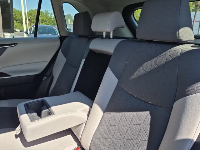 Used 2024 Toyota RAV4 XLE FWD image 27