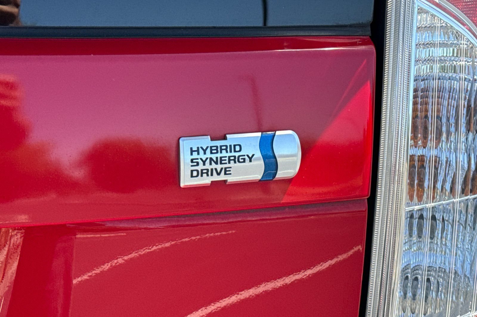 Used 2015 Toyota Prius Persona Series FWD image 13