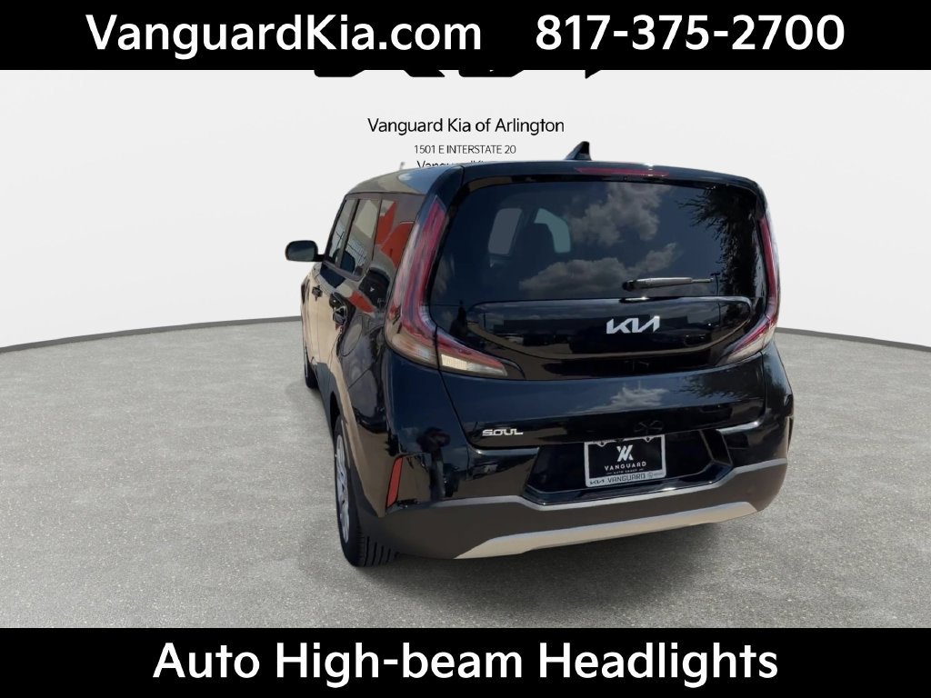 Certified 2023 Kia Soul LX FWD image 8