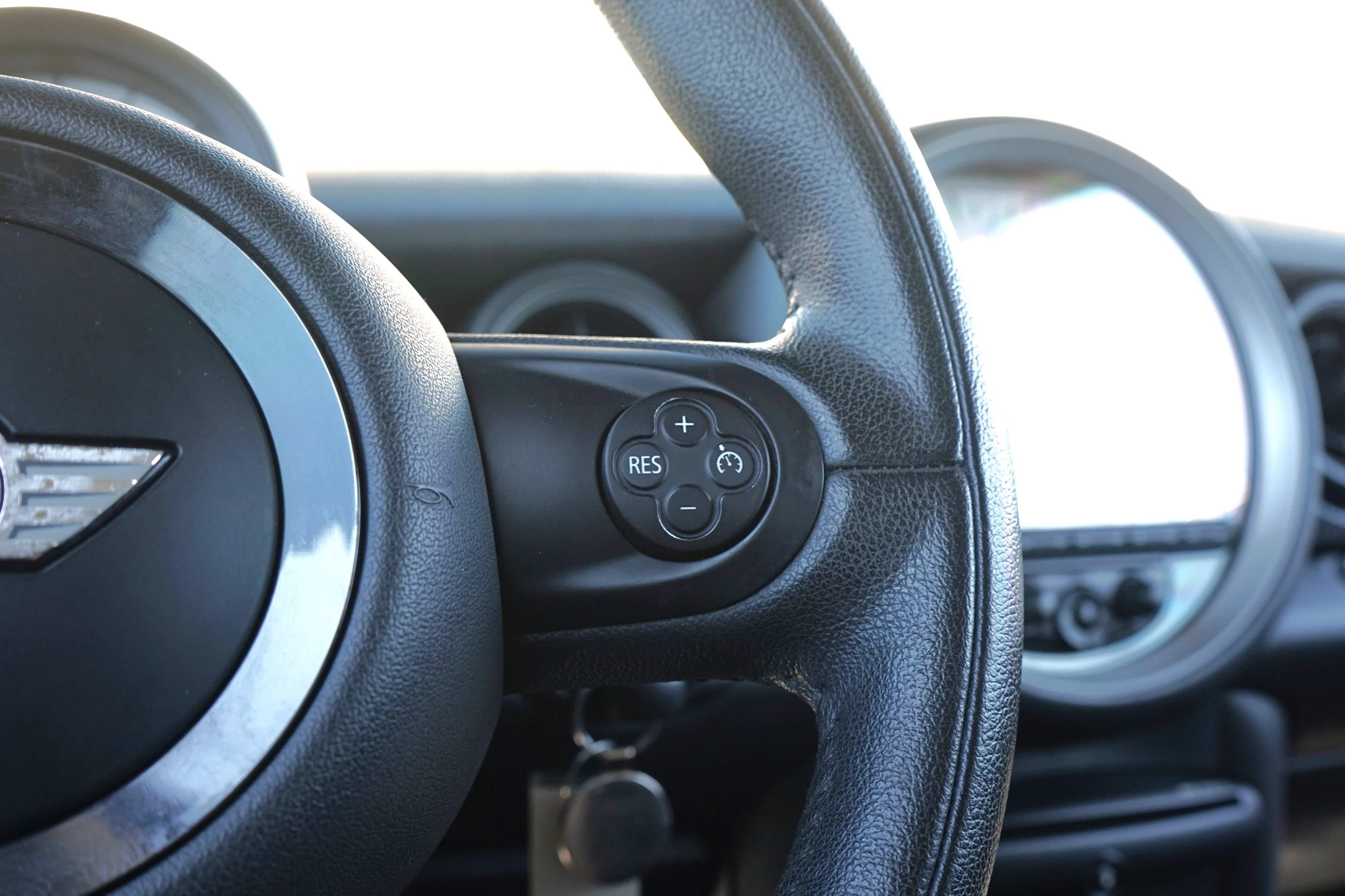 Used 2014 MINI Cooper Clubman S FWD image 18