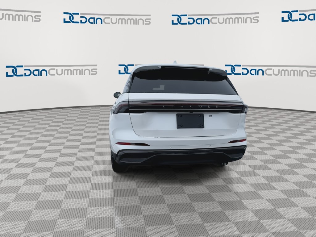 New 2026 Lincoln Nautilus Premier w/ Jet Appearance Package AWD/4WD image 7