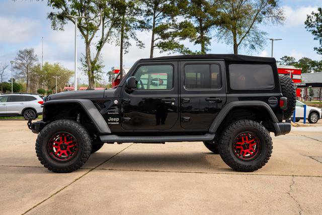 Used 2020 Jeep Wrangler Unlimited Sahara image 2