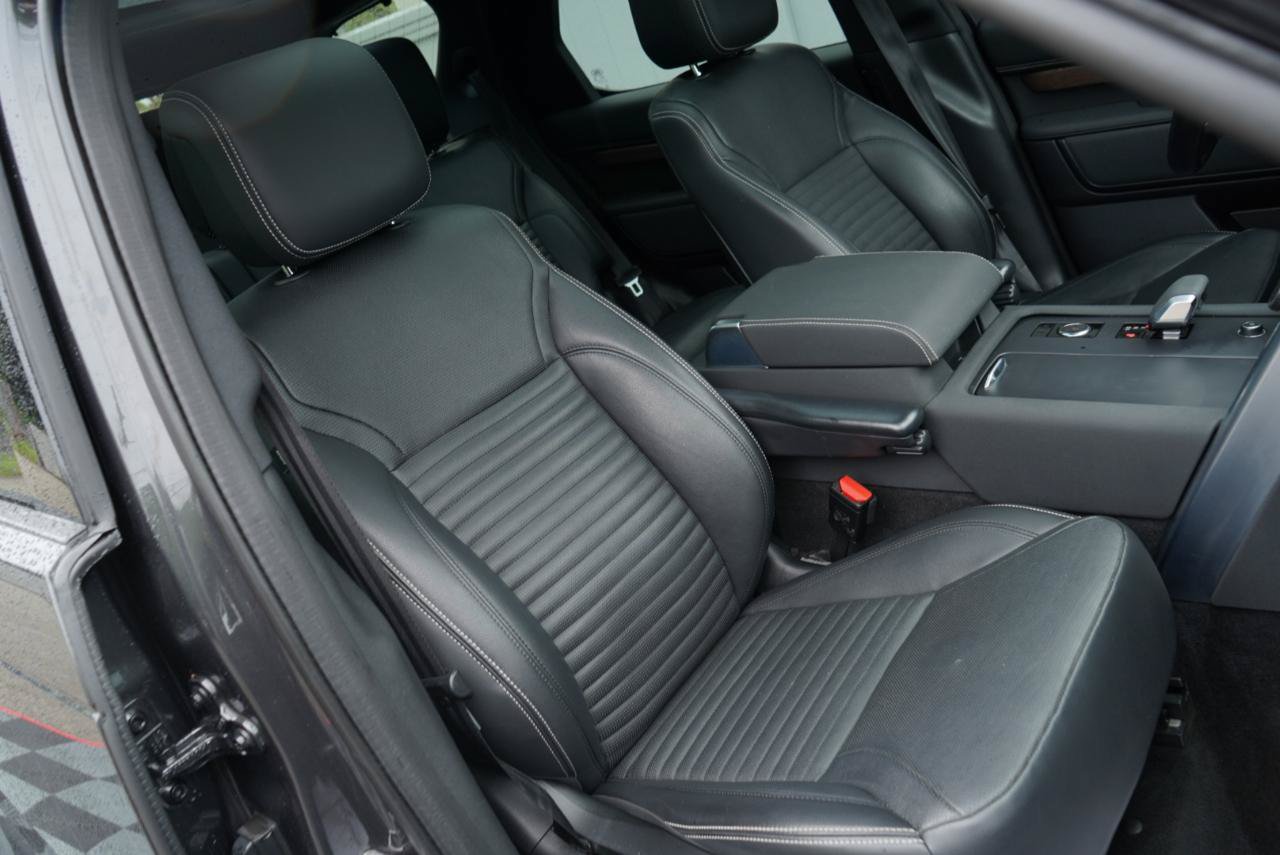Used 2023 Land Rover Discovery S R-Dynamic AWD/4WD image 68