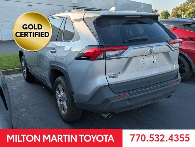 Certified 2021 Toyota RAV4 XLE w/ Convenience Package FWD image 4