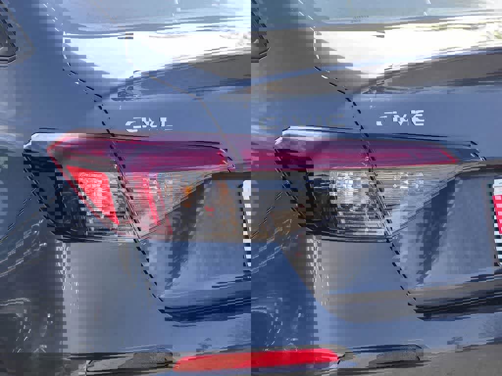 Used 2025 Honda Civic Sport image 7