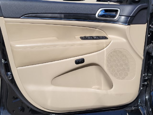 Used 2019 Jeep Grand Cherokee Limited RWD image 7