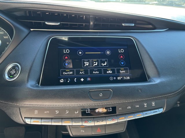 Used 2021 Cadillac XT4 Premium Luxury image 41