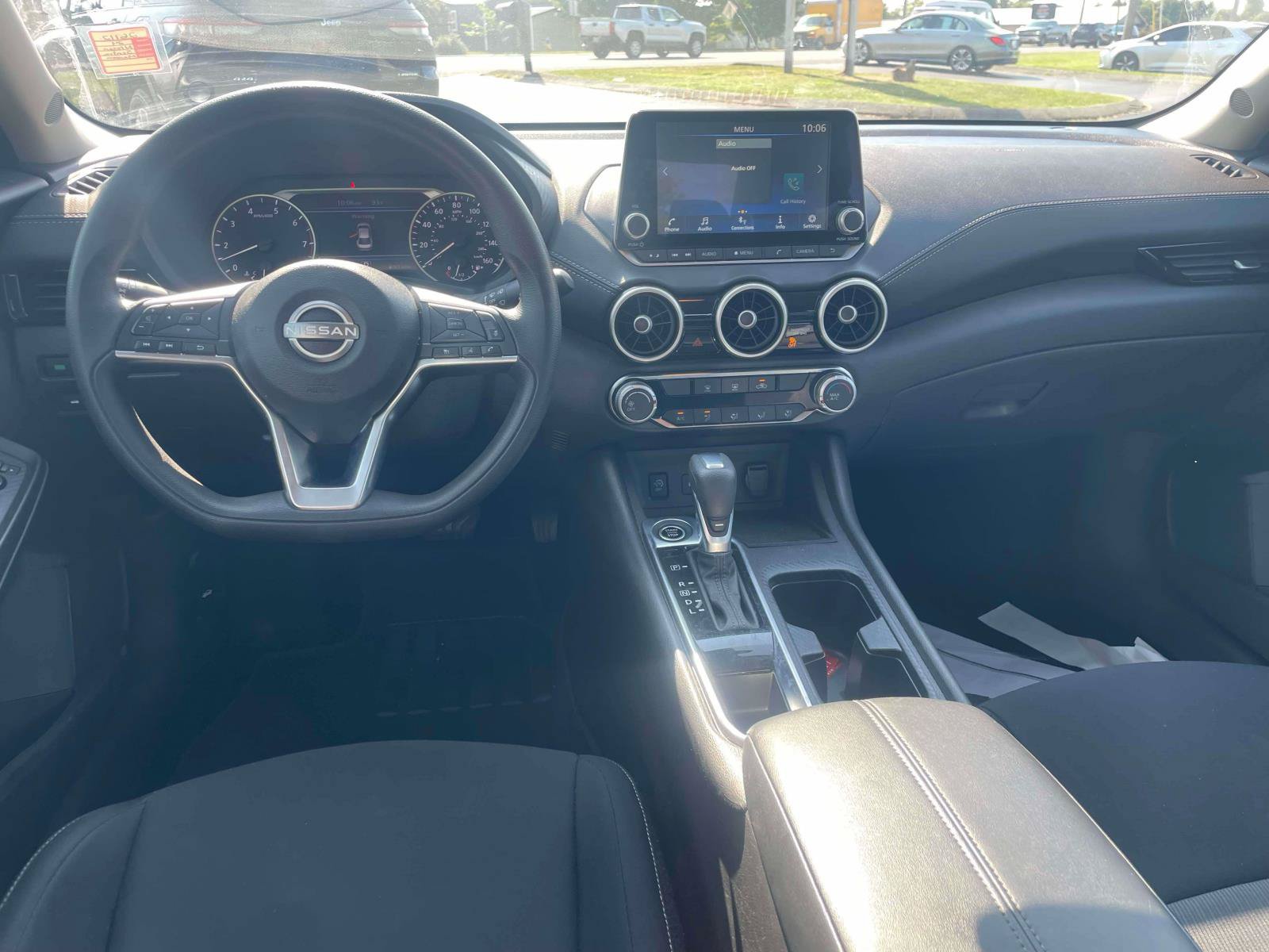 Used 2024 Nissan Sentra SV FWD image 15