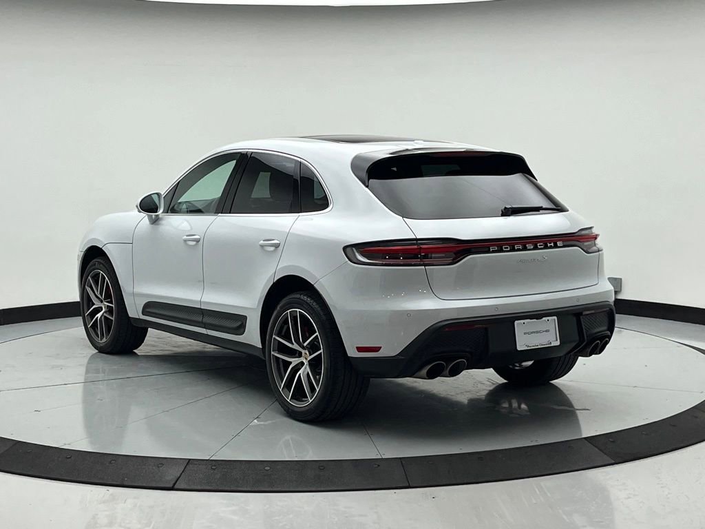 Used 2024 Porsche Macan S image 3