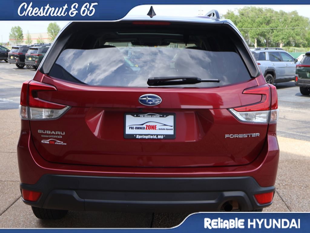 Used 2024 Subaru Forester Premium AWD/4WD image 5