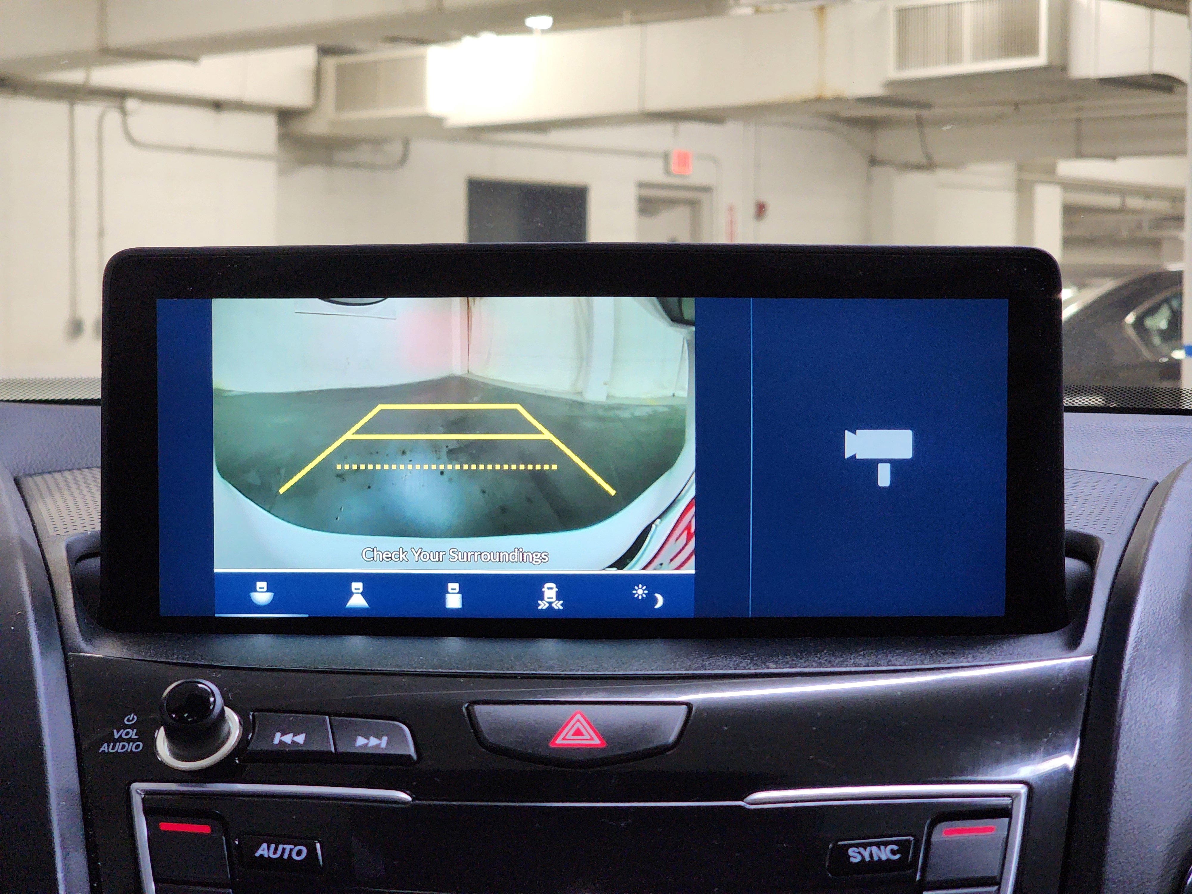 Certified 2025 Acura RDX SH-AWD image 27