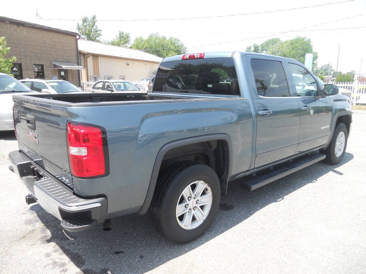 Used 2014 GMC Sierra 1500 SLE w/ SLE Value Package AWD/4WD image 7