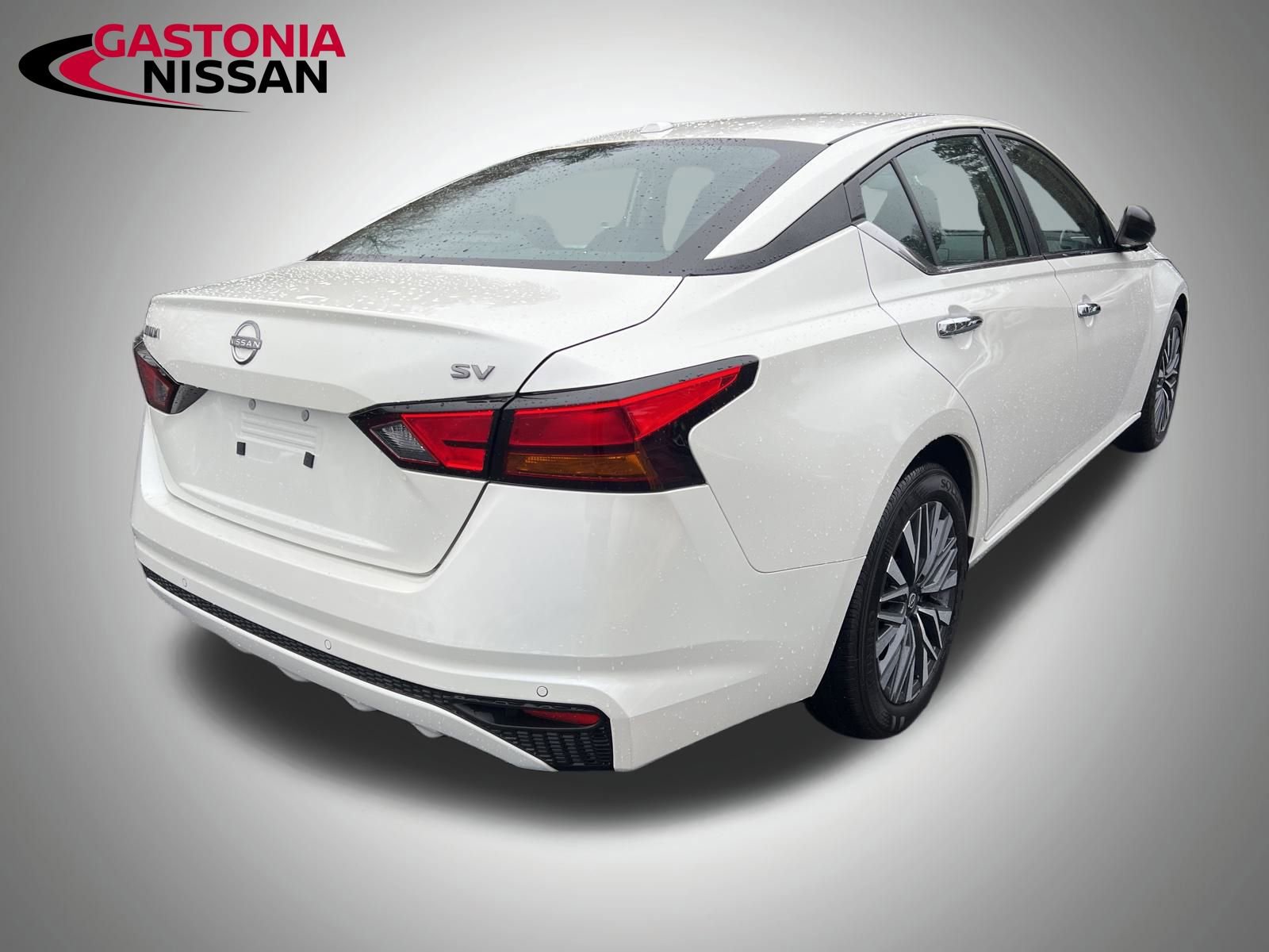 Used 2024 Nissan Altima 2.5 SV image 17