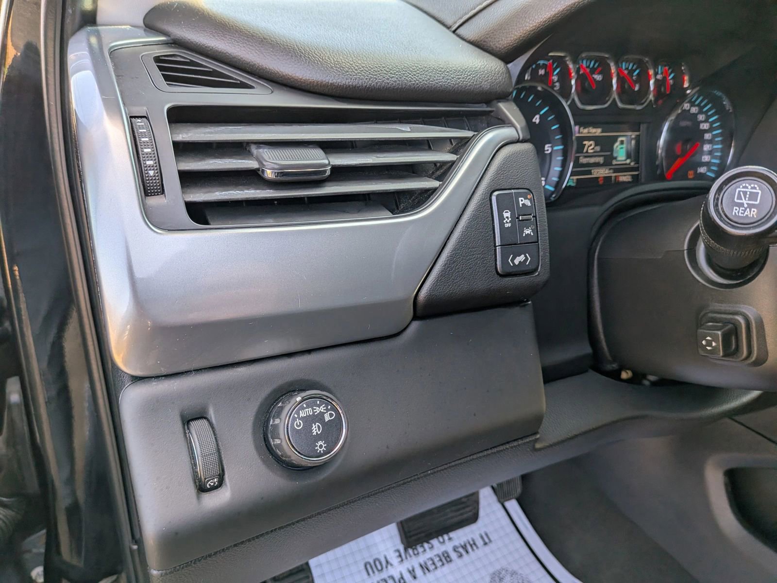 Used 2020 Chevrolet Suburban Premier image 50