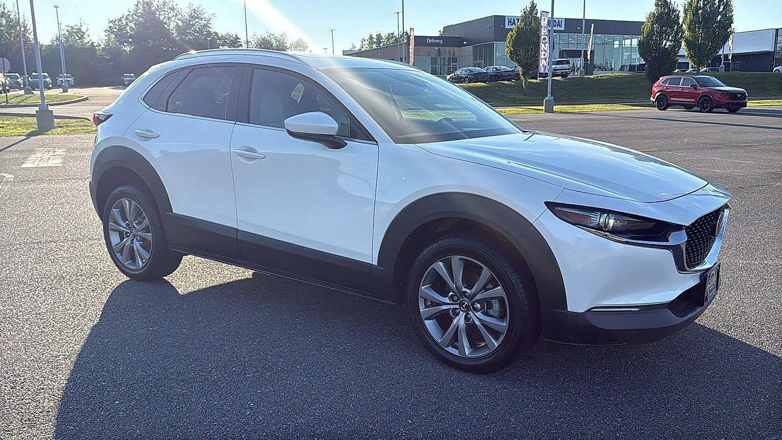 Used 2023 MAZDA CX-30 AWD 2.5 S w/ Premium Package image 2