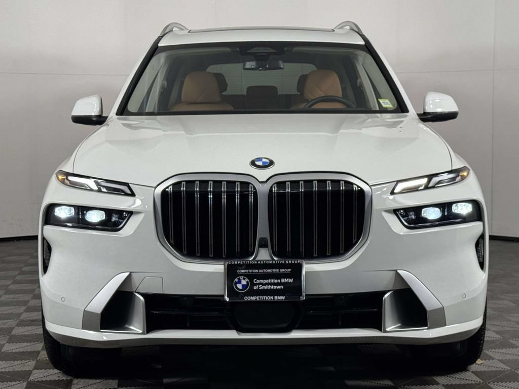 Used 2026 BMW X7 xDrive40i AWD/4WD image 6