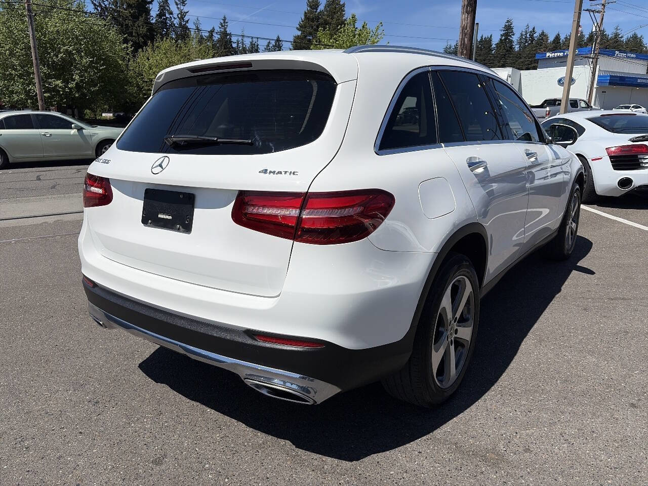 Used 2019 Mercedes-Benz GLC 300 4MATIC image 11