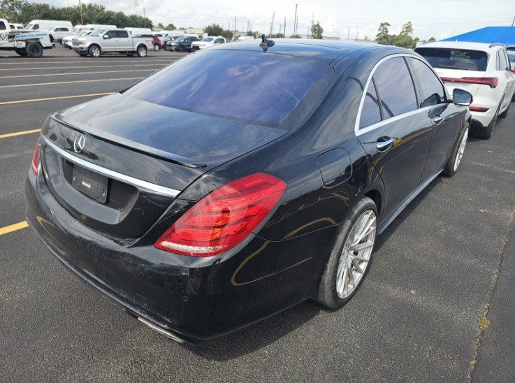Used 2016 Mercedes-Benz S 550 Sedan image 2