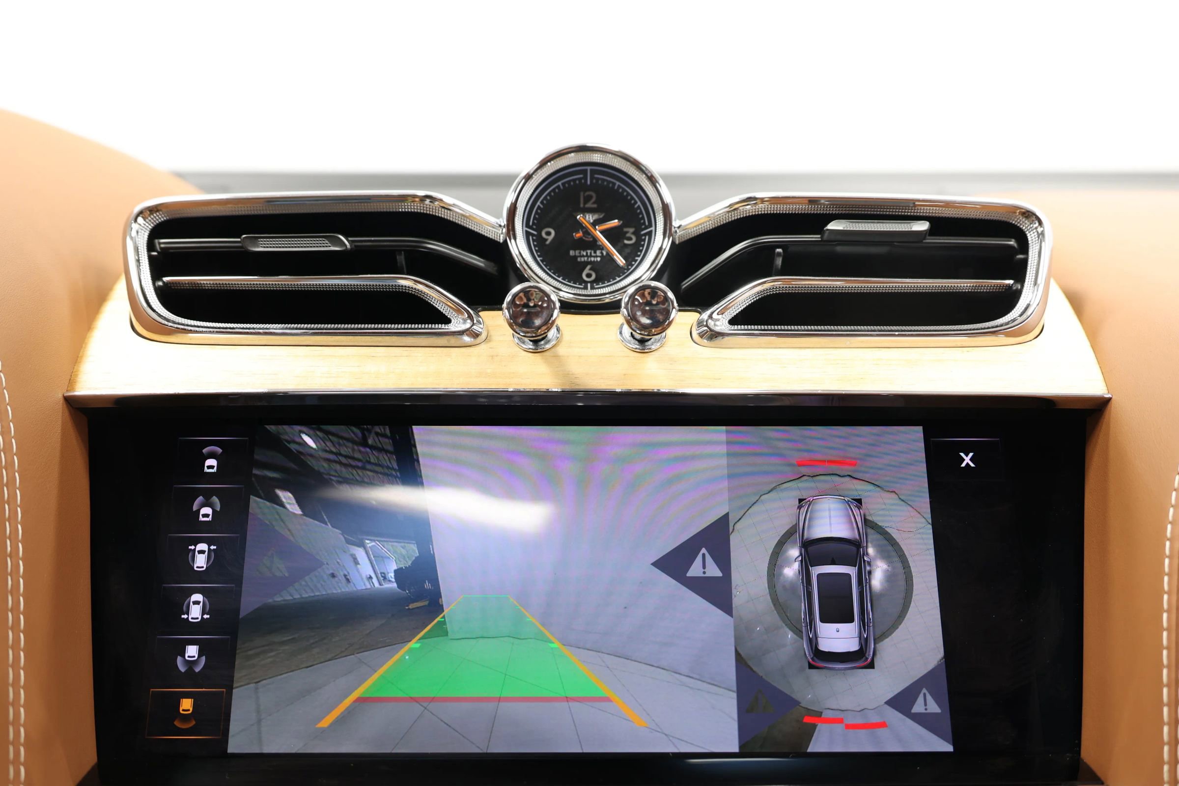 Used 2023 Bentley Bentayga Speed image 42