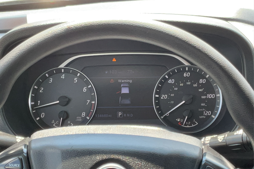 Used 2022 Nissan Frontier SV RWD image 14