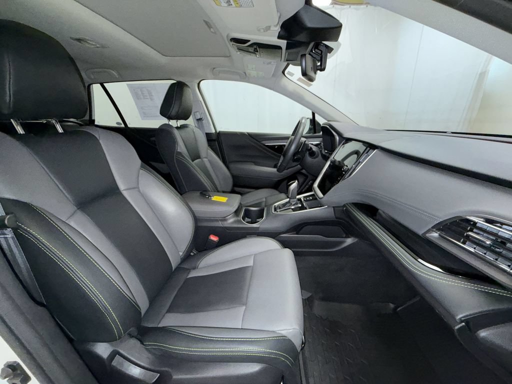 Used 2024 Subaru Outback Onyx Edition AWD/4WD image 18