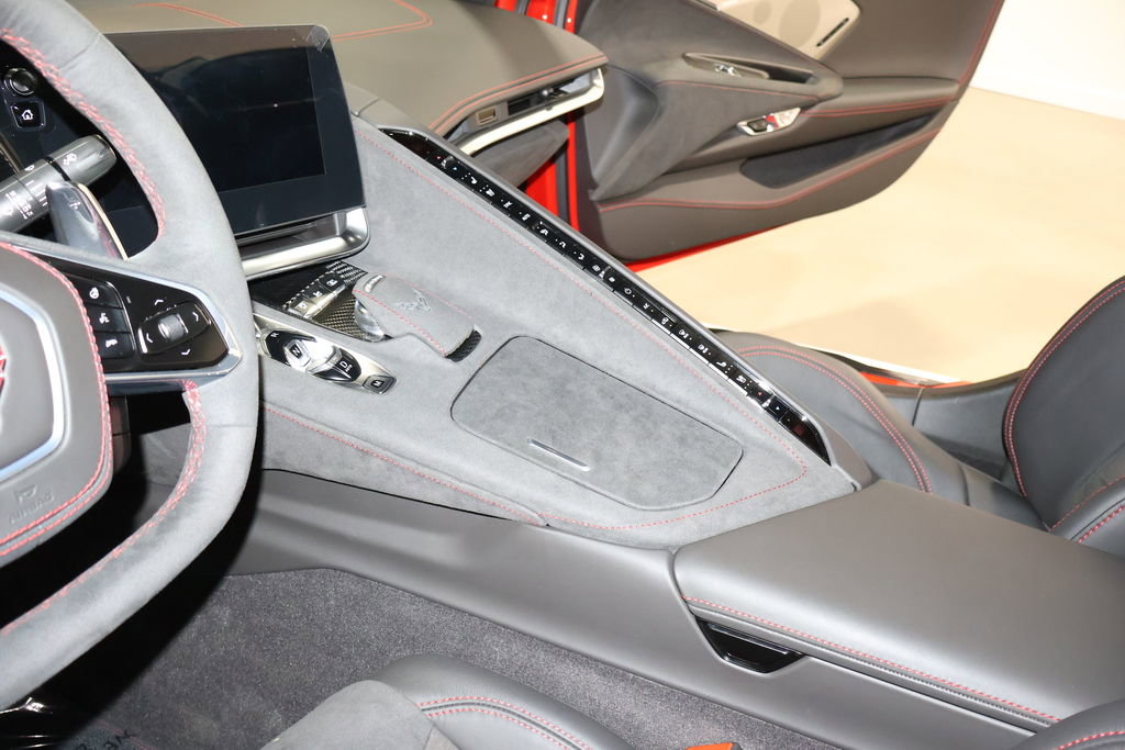 Used 2020 Chevrolet Corvette Stingray Premium Cpe w/ 3LT Preferred Equipment Group image 46